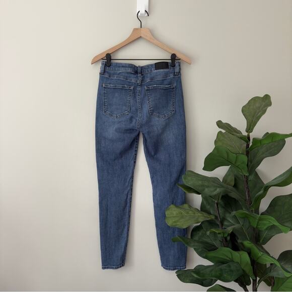 Pistola Medium Wash Skinny Jeans 5-Pocket Solid Denim Belt Loops Zipper Button - Picture 2 of 16